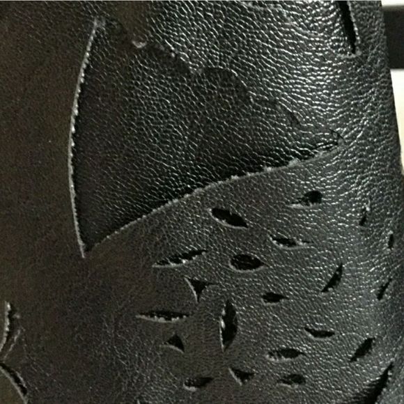 Women's Black Pencil Skirt with Láser Cut Detail - Picture 5 of 5